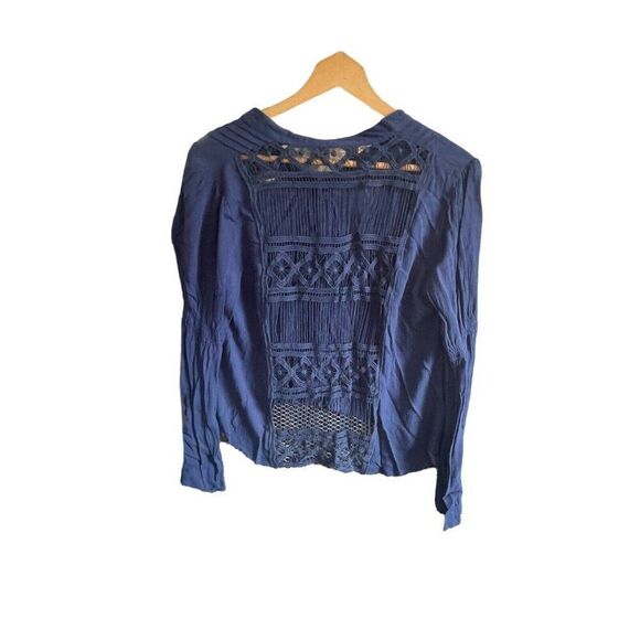BLU PEPPER~ BLUE LACE BACK PULL OVER BLOUSE-SZ:M - Picture 2 of 8